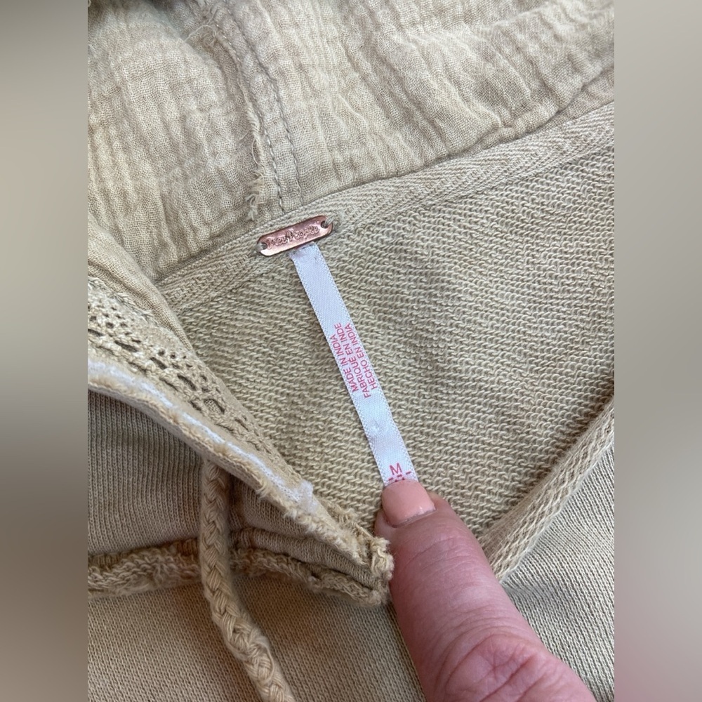 Free People Love Letter Cropped Lace Hoodie‎ Sweatshirt Pullover Medium - Picture 14 of 14